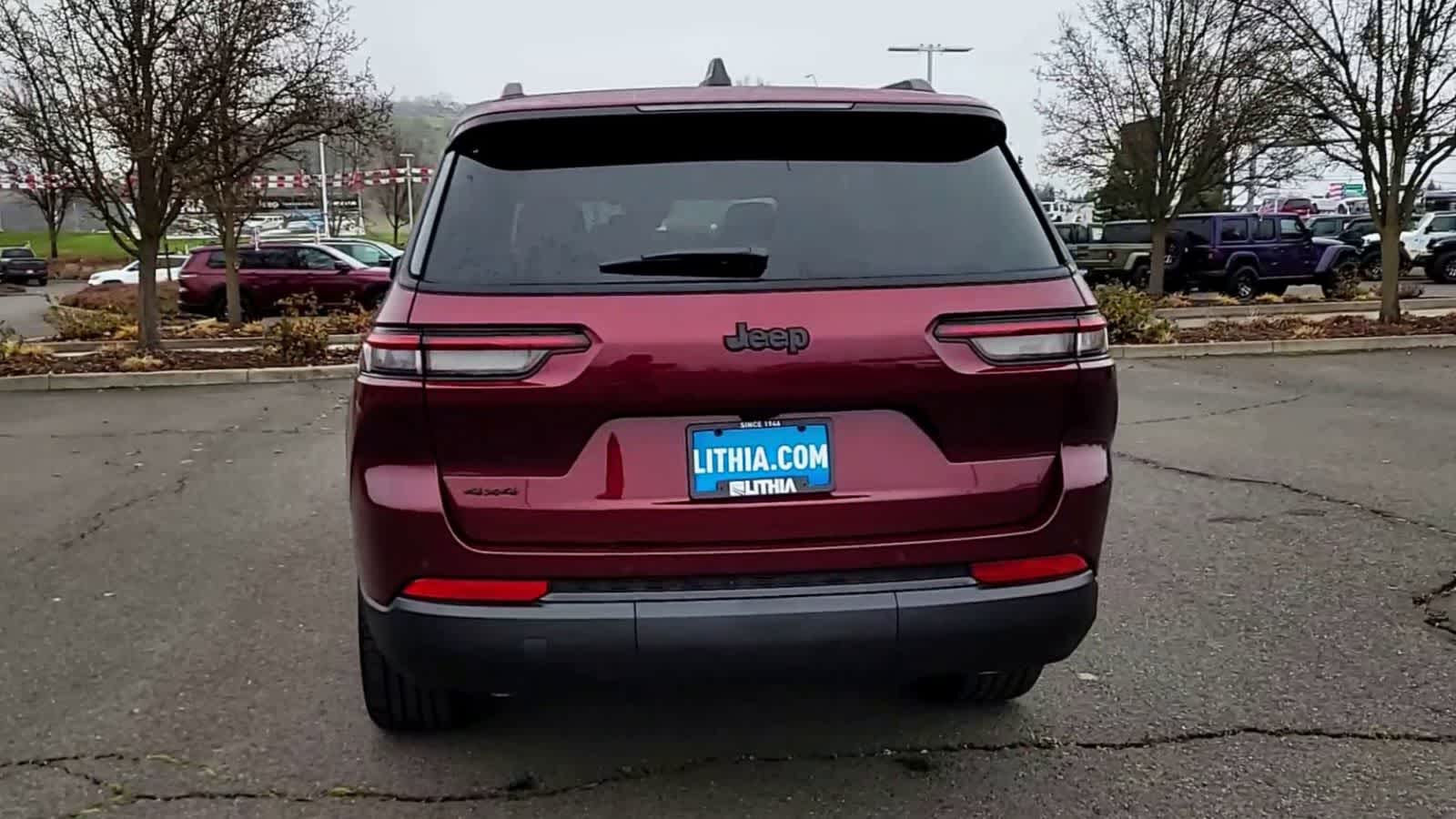 Thumbnail: 2025 Jeep Grand Cherokee - 7