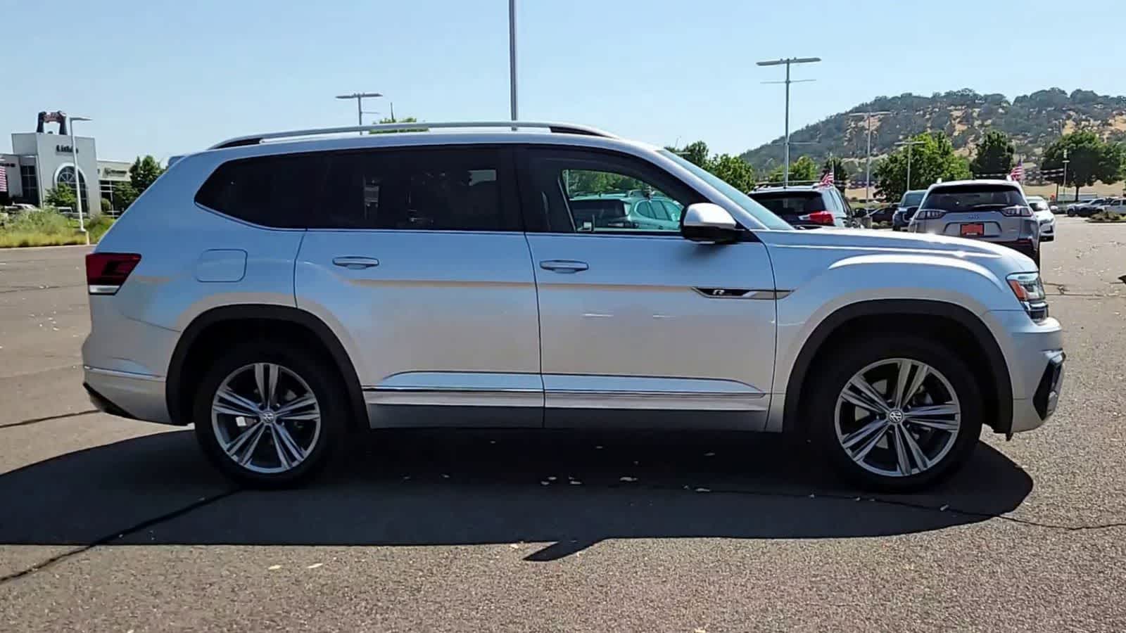 Thumbnail: 2018 Volkswagen Atlas - 9
