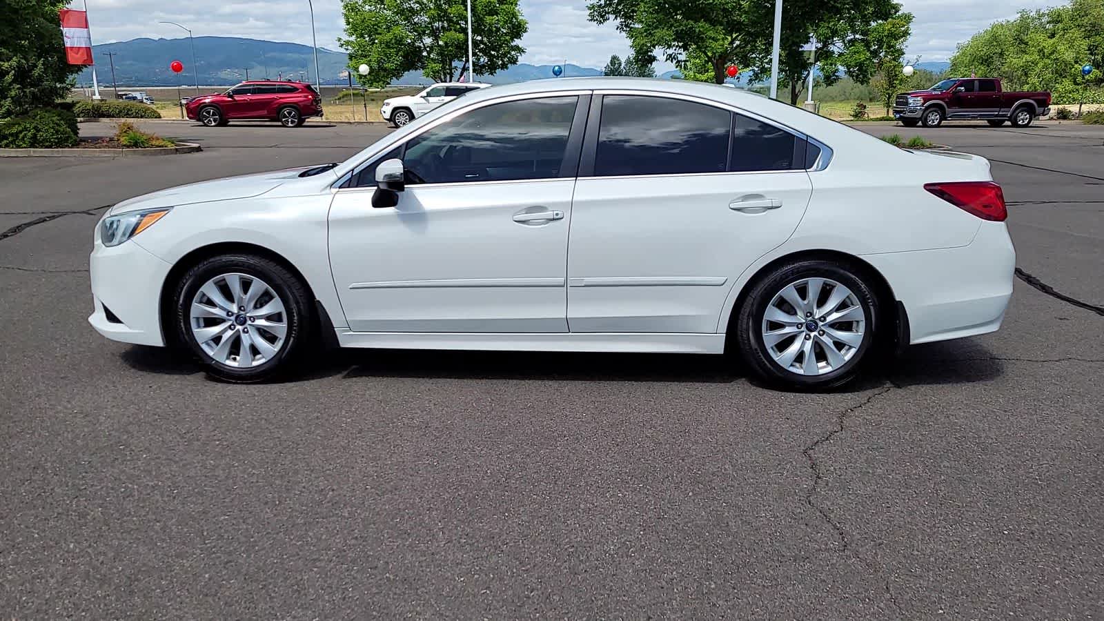 Thumbnail: 2015 Subaru Legacy - 5