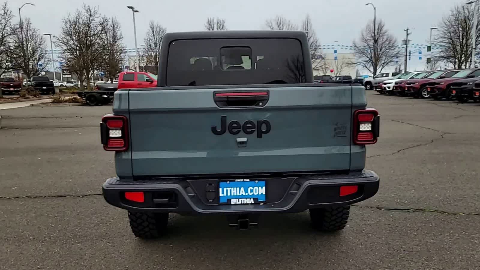 Thumbnail: 2026 Jeep Gladiator - 7