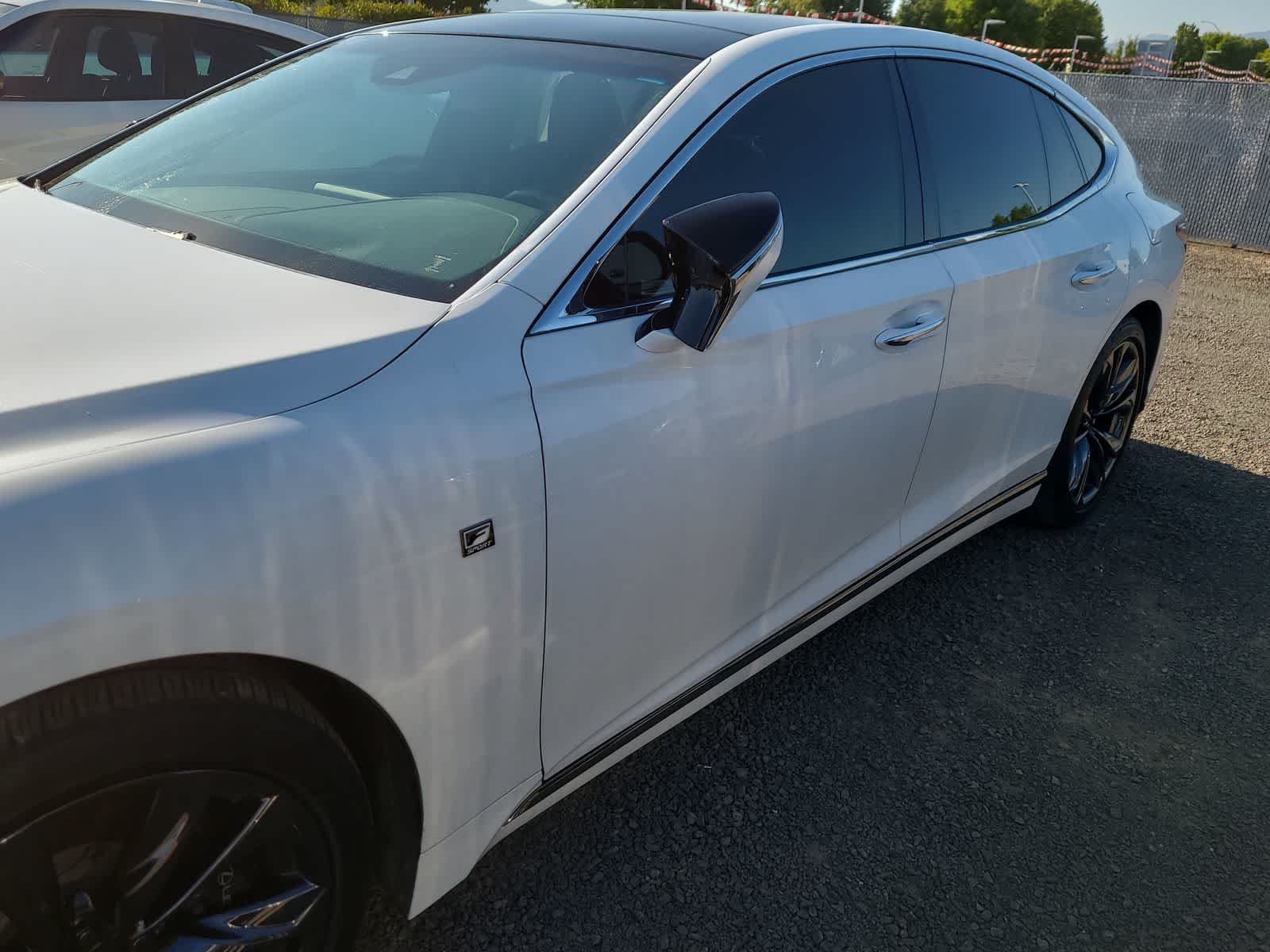 Thumbnail: 2021 Lexus LS - 2