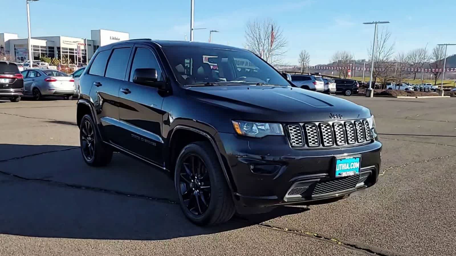 Thumbnail: 2020 Jeep Grand Cherokee - 2