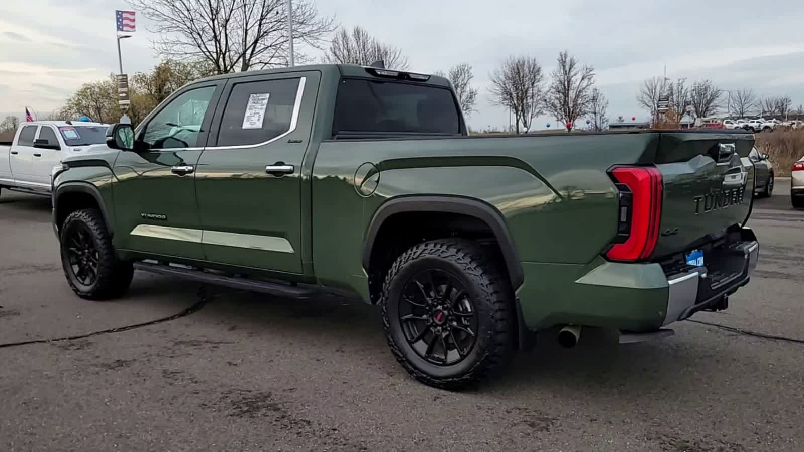 Thumbnail: 2022 Toyota Tundra - 6