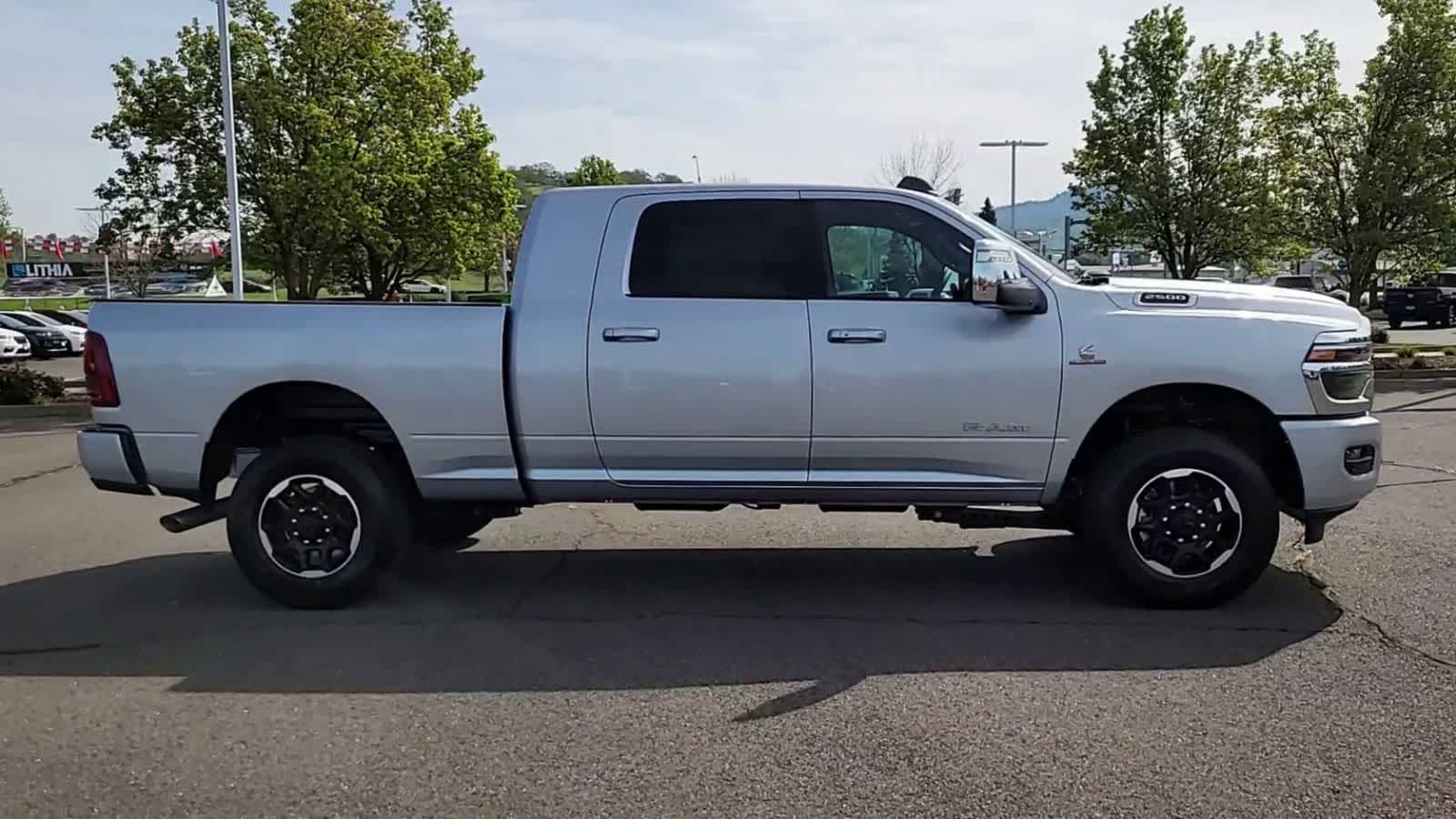 Thumbnail: 2026 RAM 2500 - 9