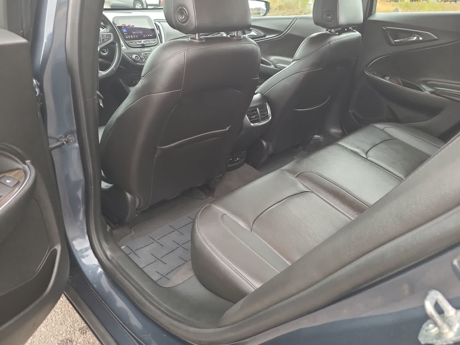 Thumbnail: 2020 Chevrolet Malibu - 20