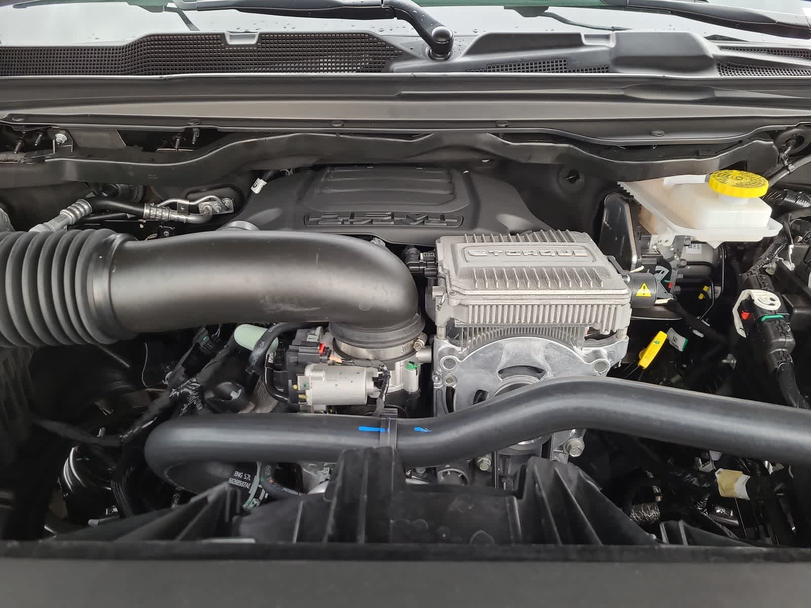 Thumbnail: 2026 RAM 1500 - 17