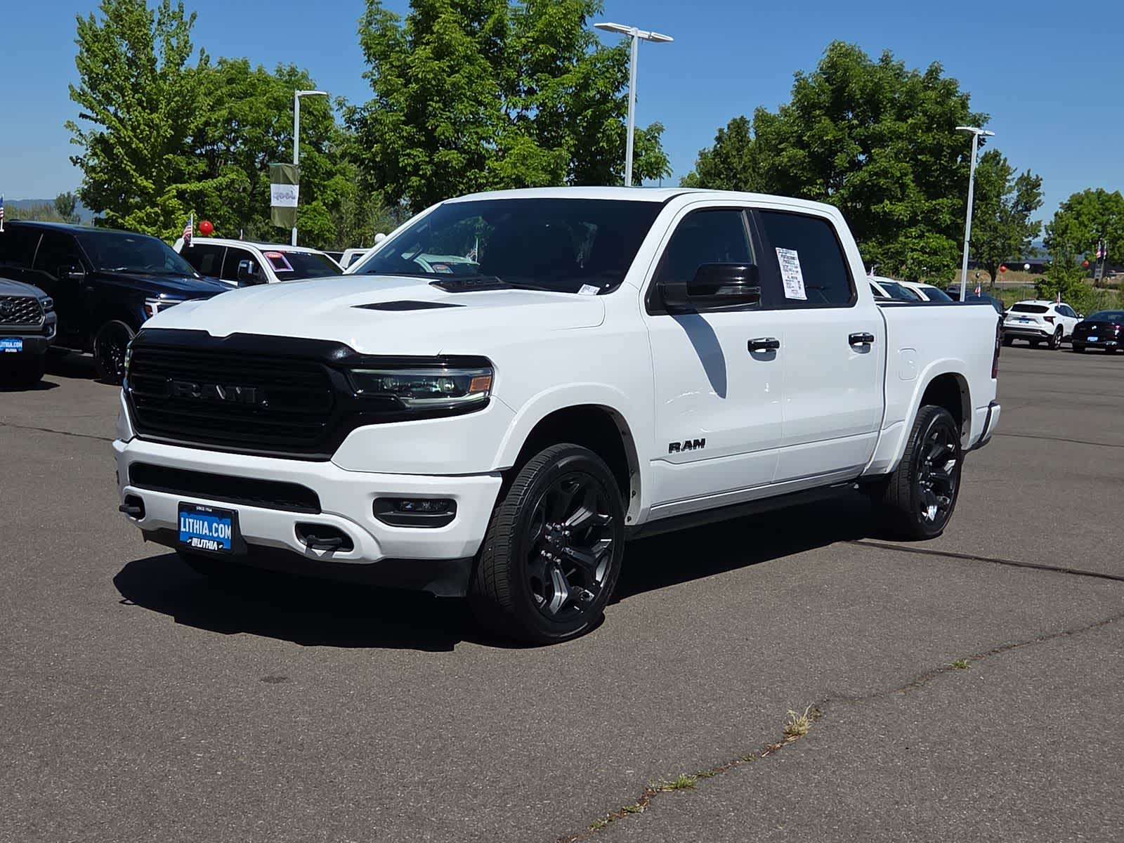 2023 RAM 1500 Limited 4x4 Crew Cab 5'7's photo