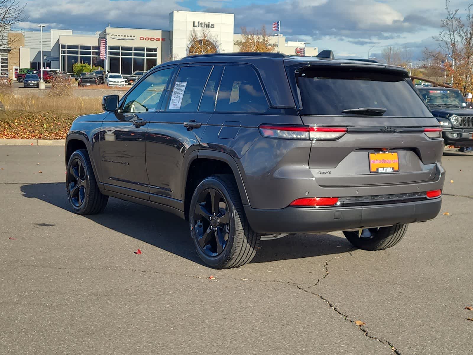 Thumbnail: 2025 Jeep Grand Cherokee - 12