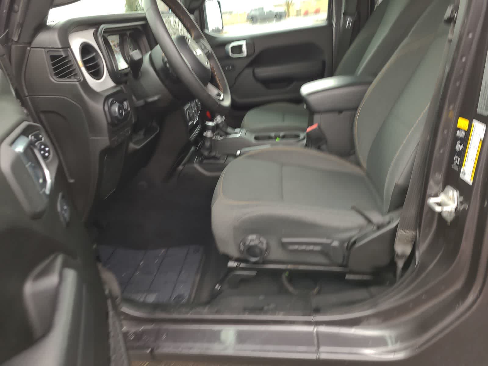 Thumbnail: 2024 Jeep Wrangler - 19