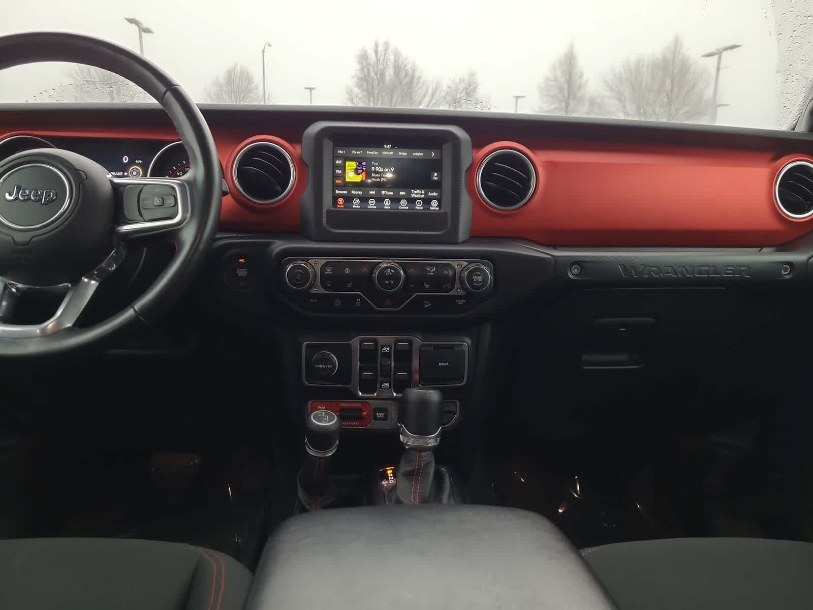 Thumbnail: 2020 Jeep Wrangler - 18