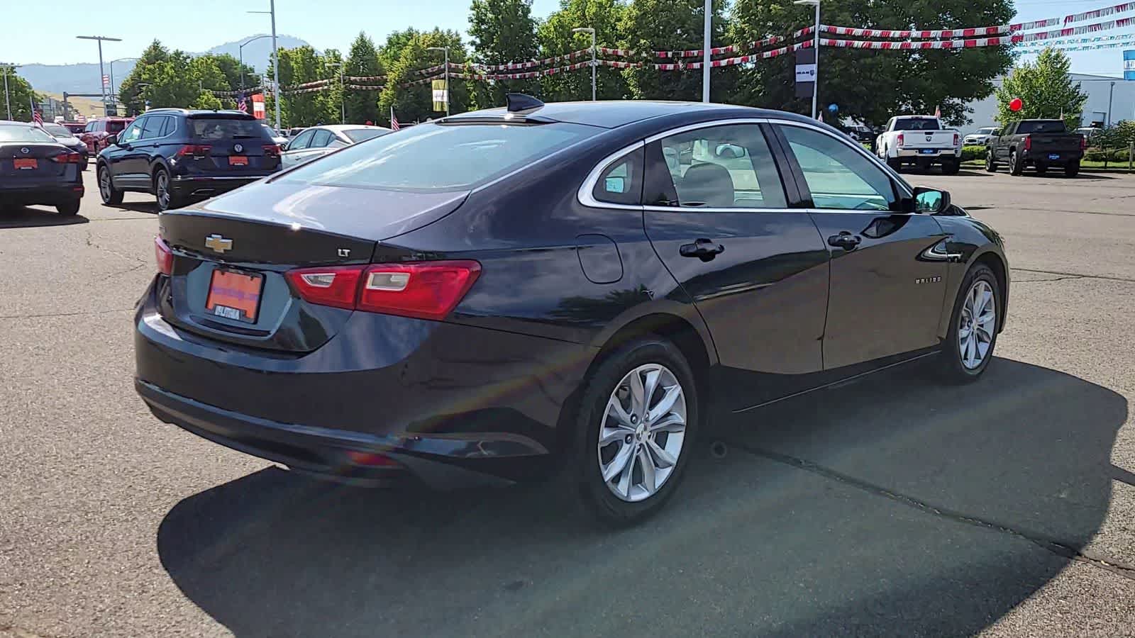 2023 Chevrolet Malibu LT 8