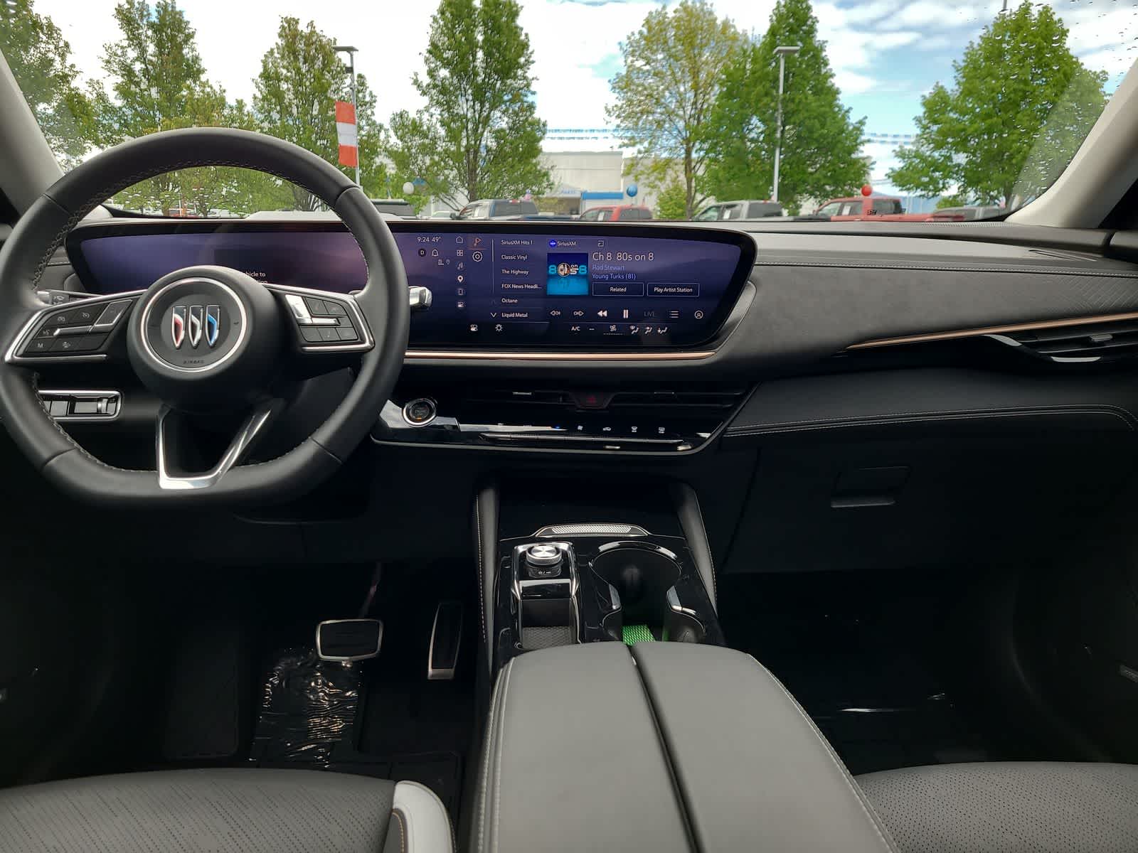 Thumbnail: 2025 Buick Envision - 18