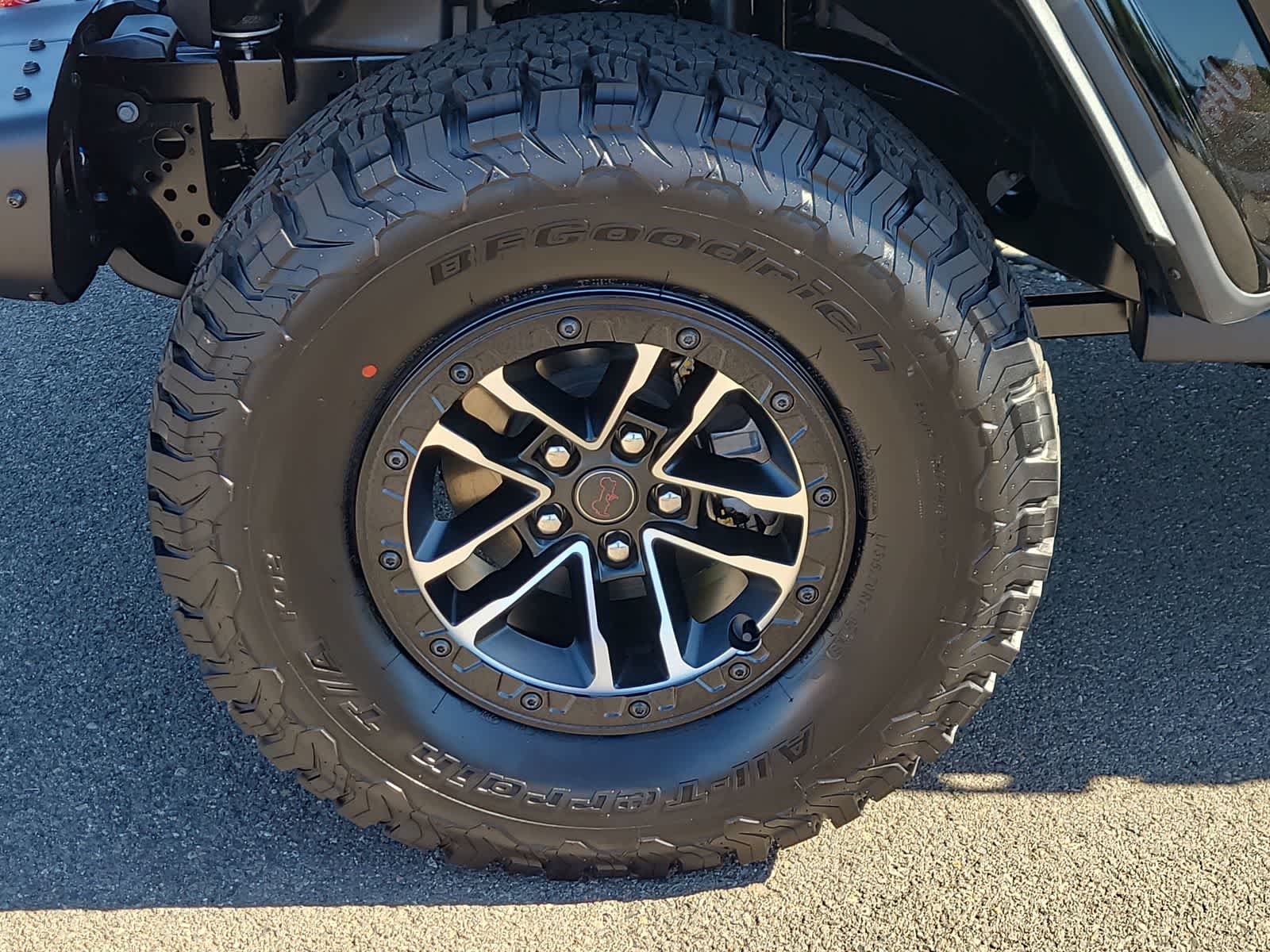 Thumbnail: 2025 Jeep Wrangler - 16