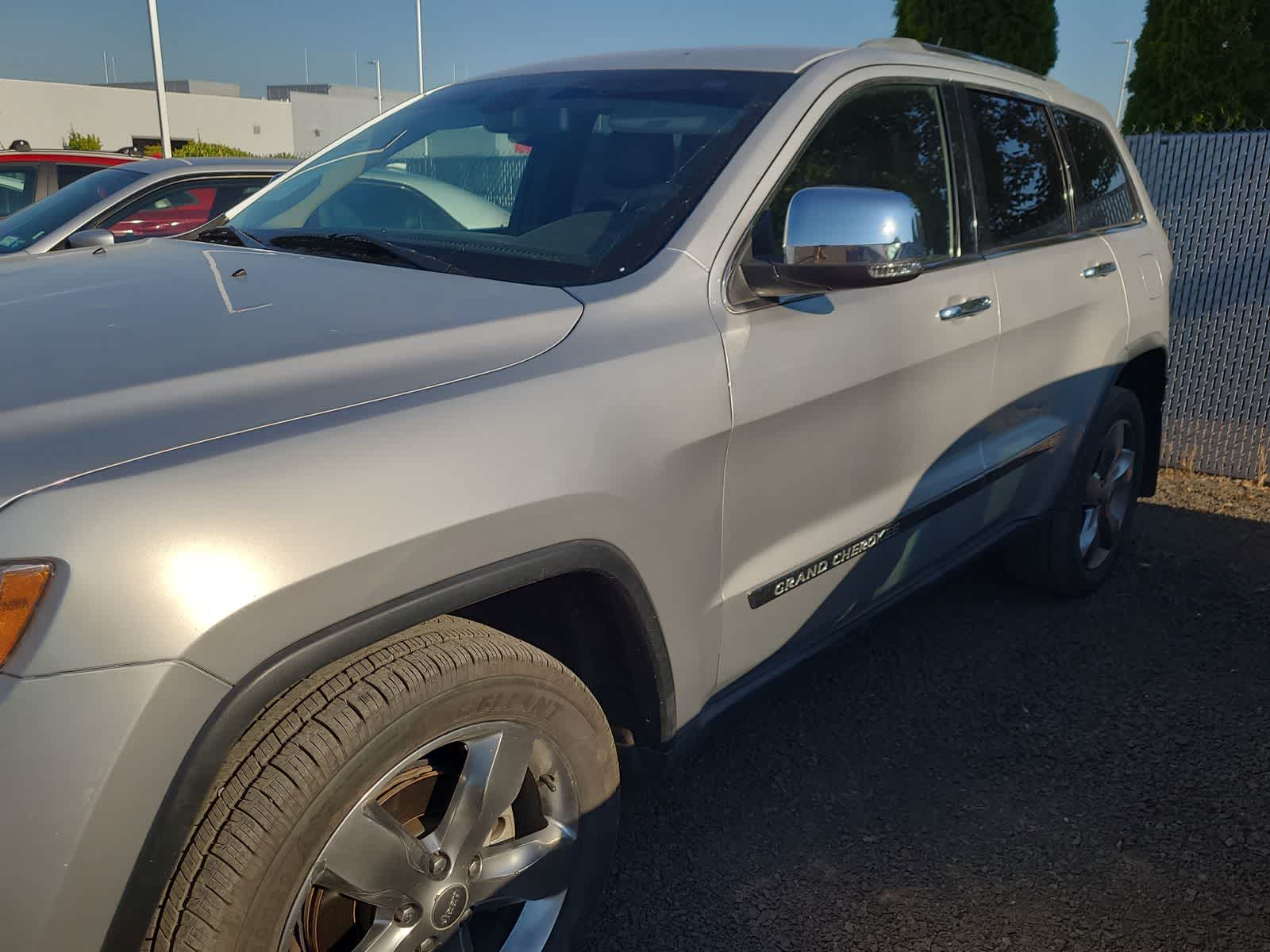 Thumbnail: 2012 Jeep Grand Cherokee - 2