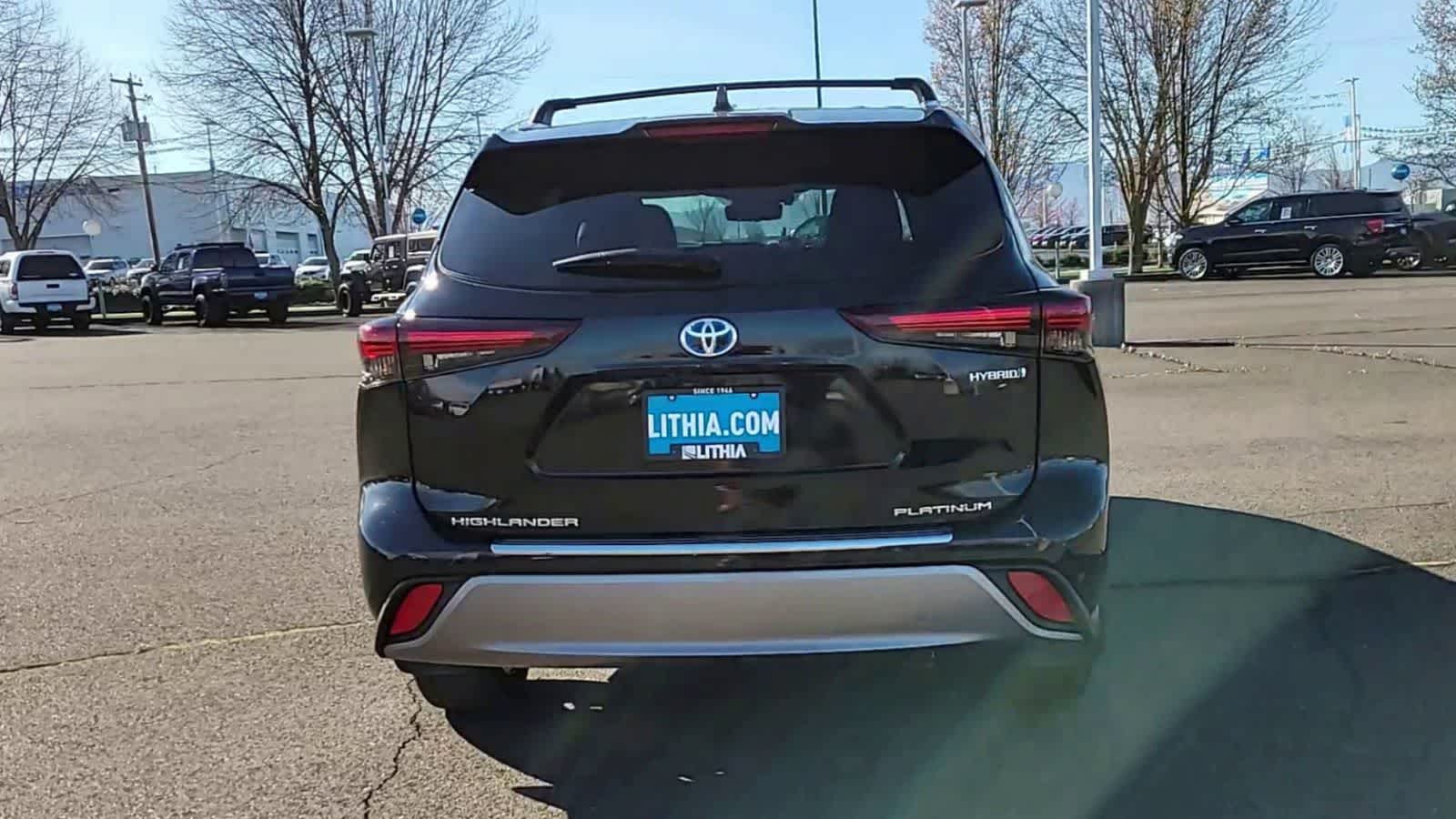 Thumbnail: 2024 Toyota Highlander - 7