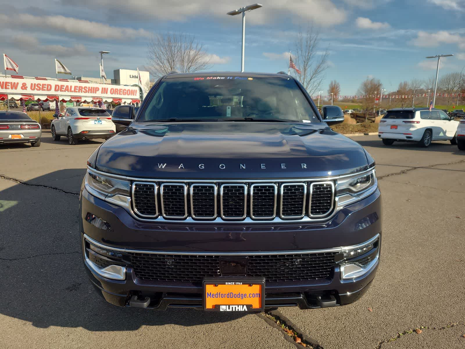 Thumbnail: 2025 Jeep Wagoneer - 14