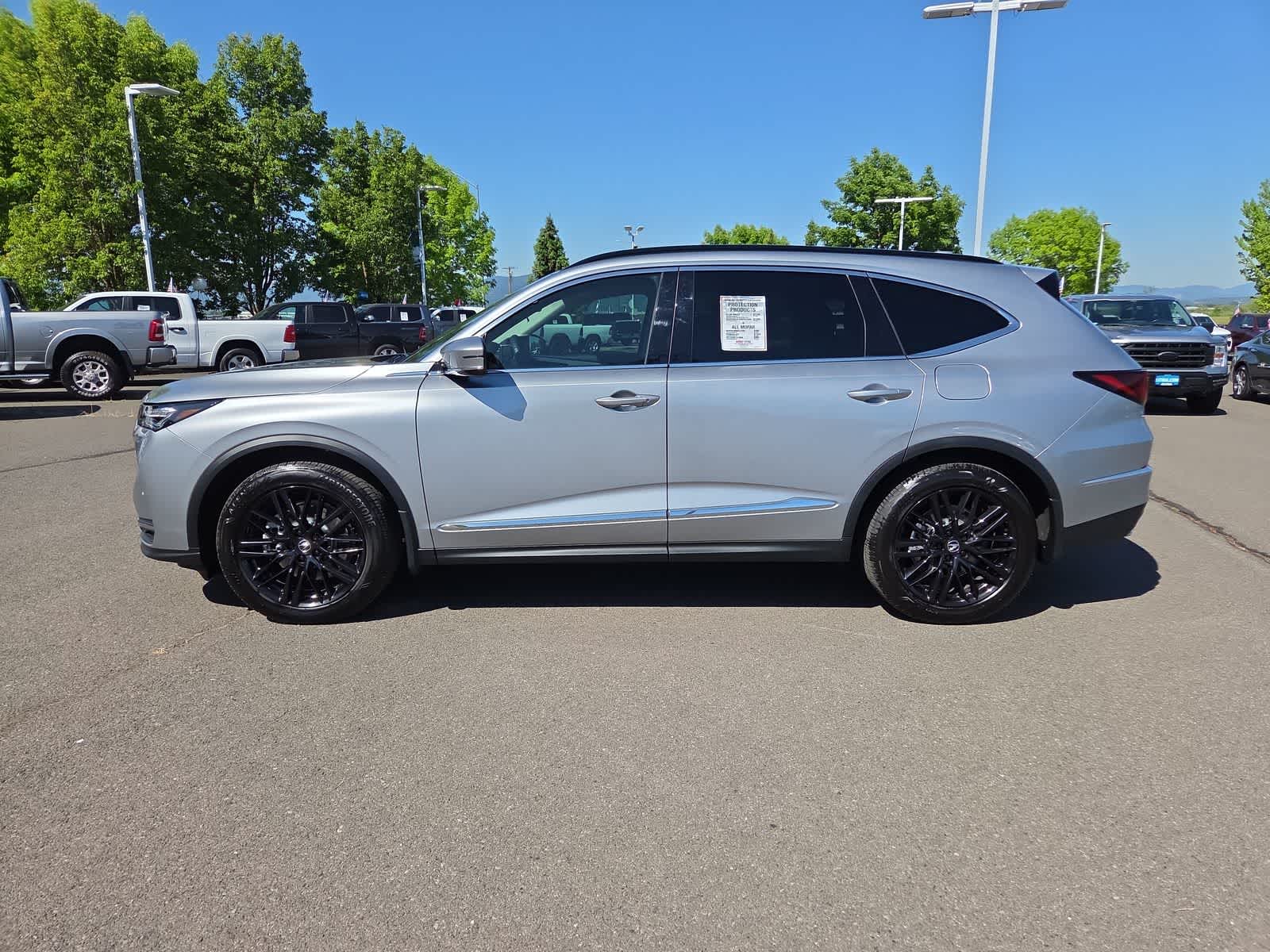 Thumbnail: 2025 Acura MDX - 11