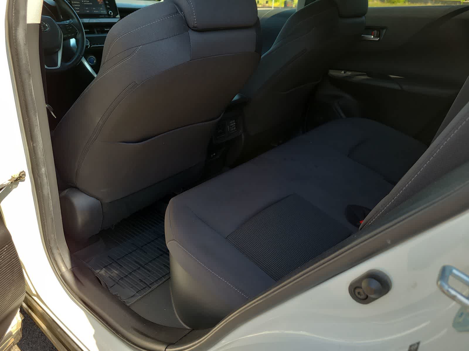 2021 Toyota Venza LE 20