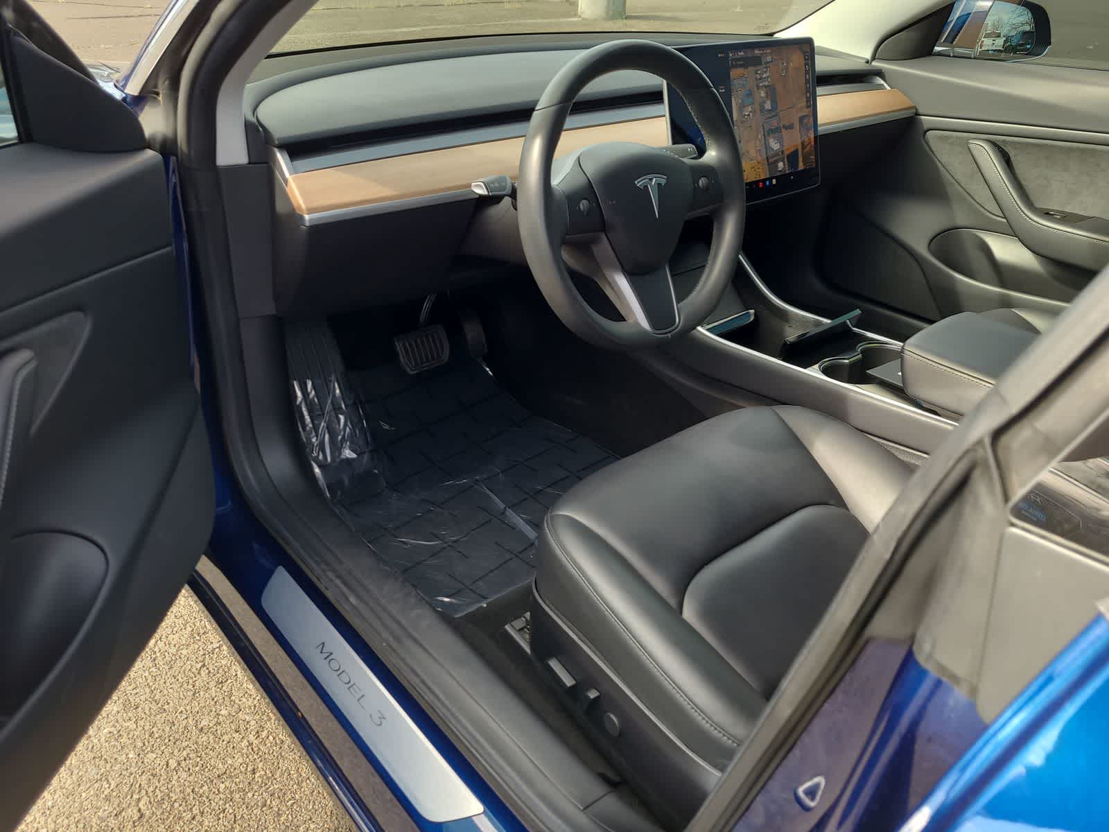 Thumbnail: 2018 Tesla Model 3 - 10