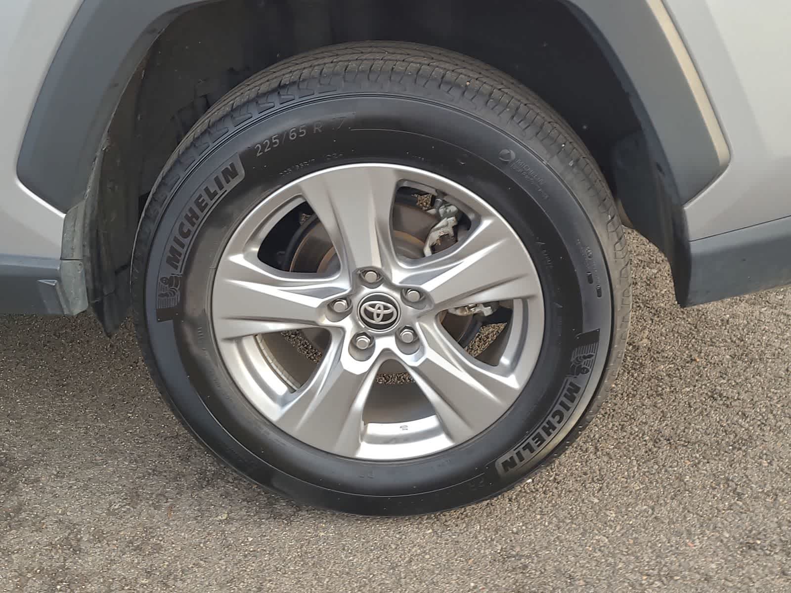 Thumbnail: 2024 Toyota RAV4 - 16