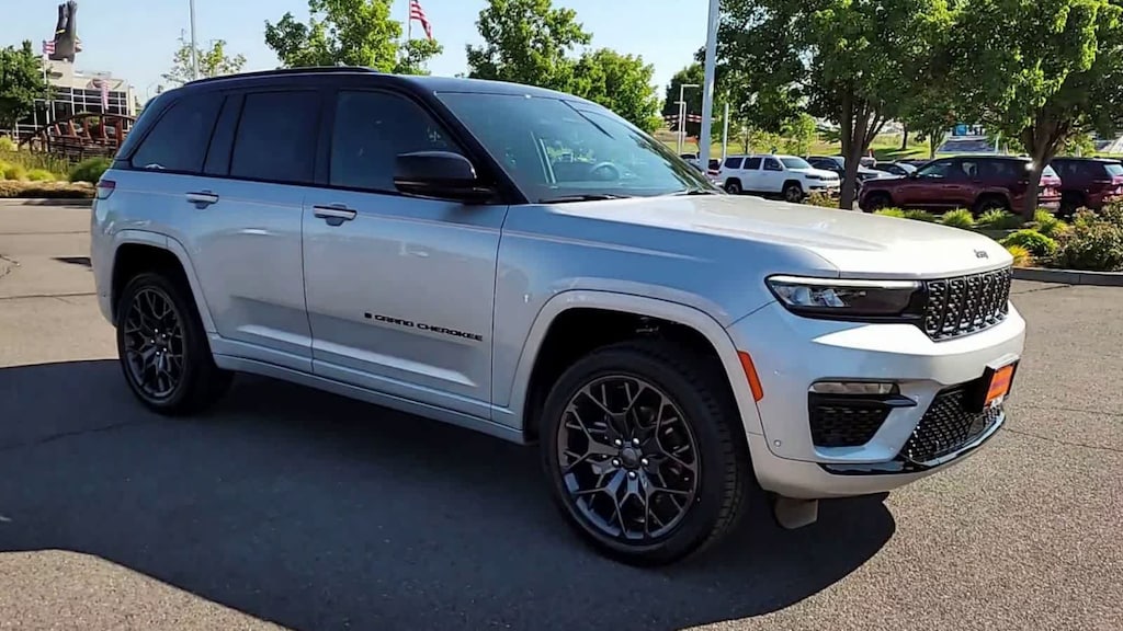 New 2025 Jeep Grand Cherokee SUMMIT RESERVE 4X4 Sport Utility