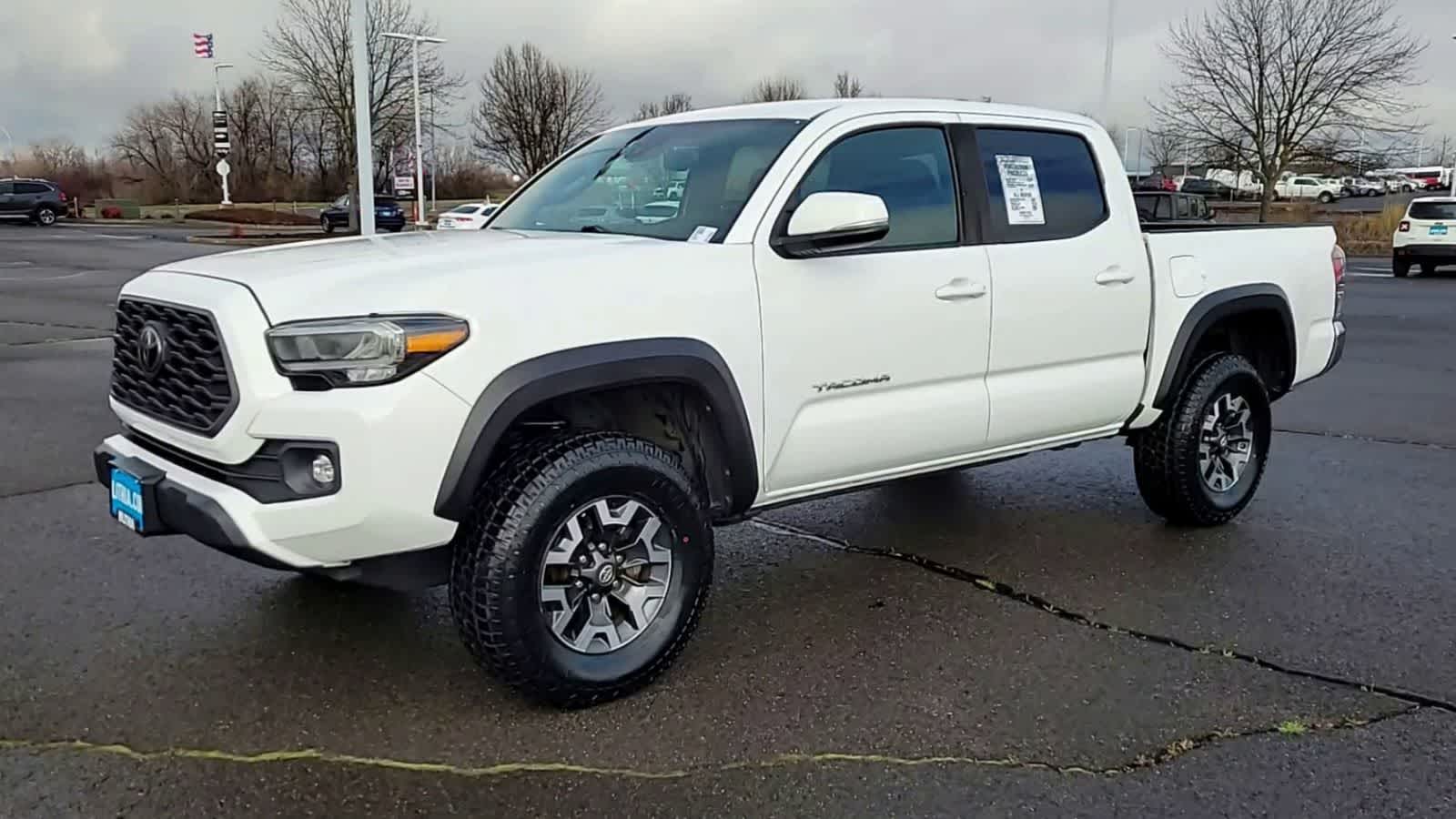 Thumbnail: 2020 Toyota Tacoma - 4
