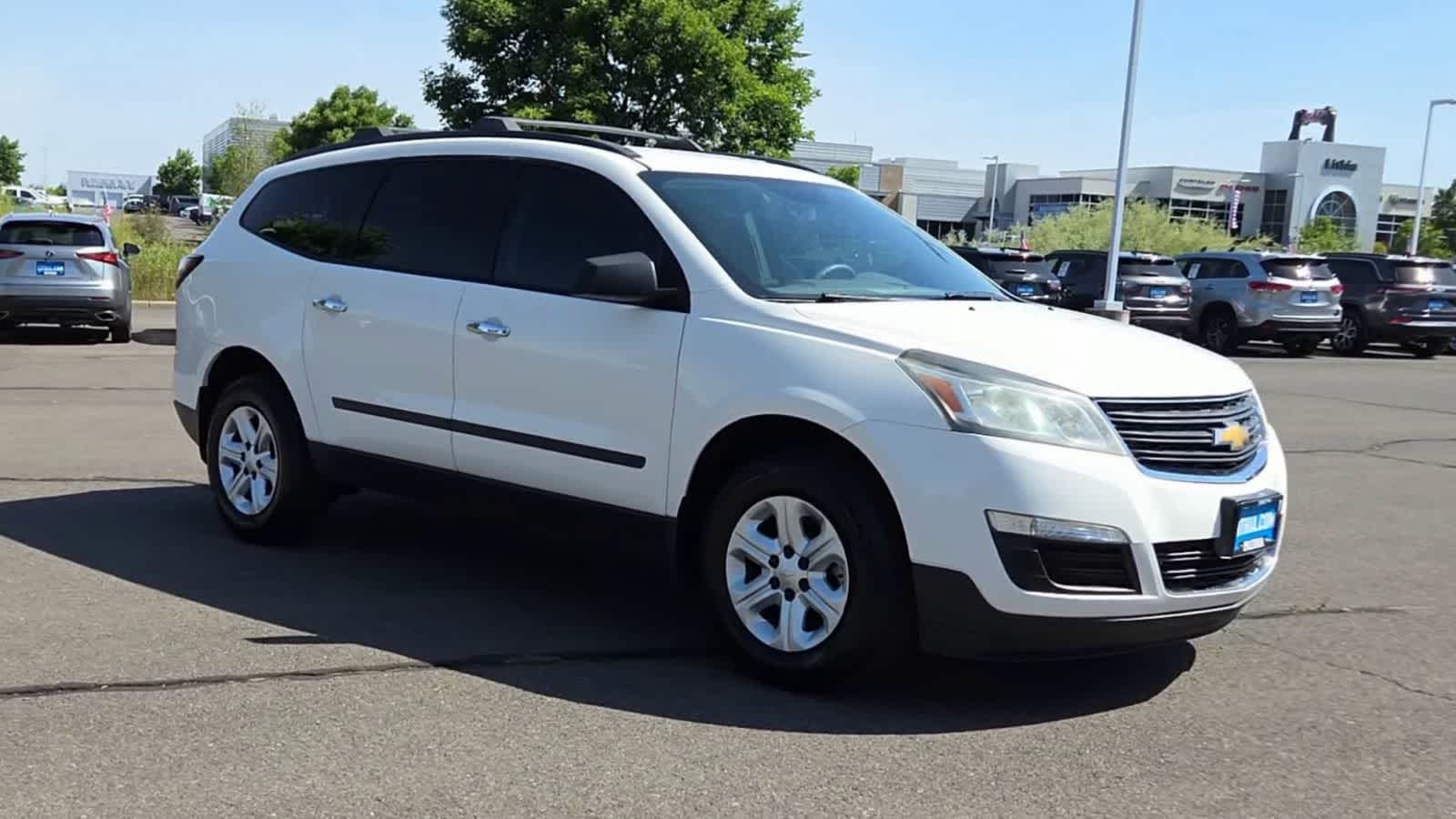 Used 2015 Chevrolet Traverse LS with VIN 1GNKRFED6FJ258756 for sale in Medford, OR