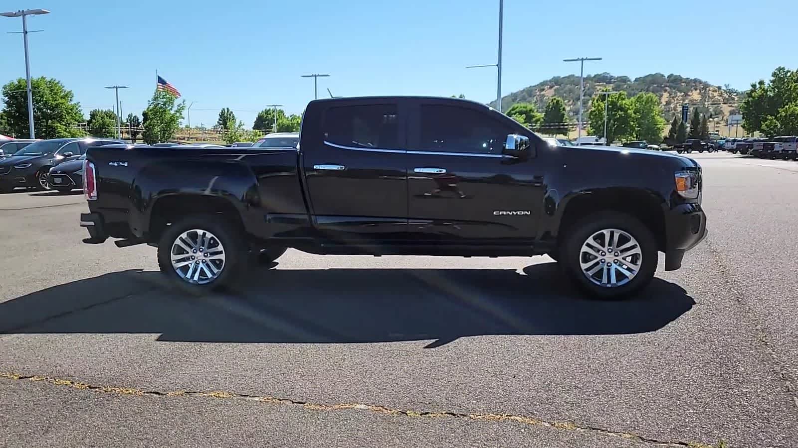 Thumbnail: 2016 GMC Canyon - 9