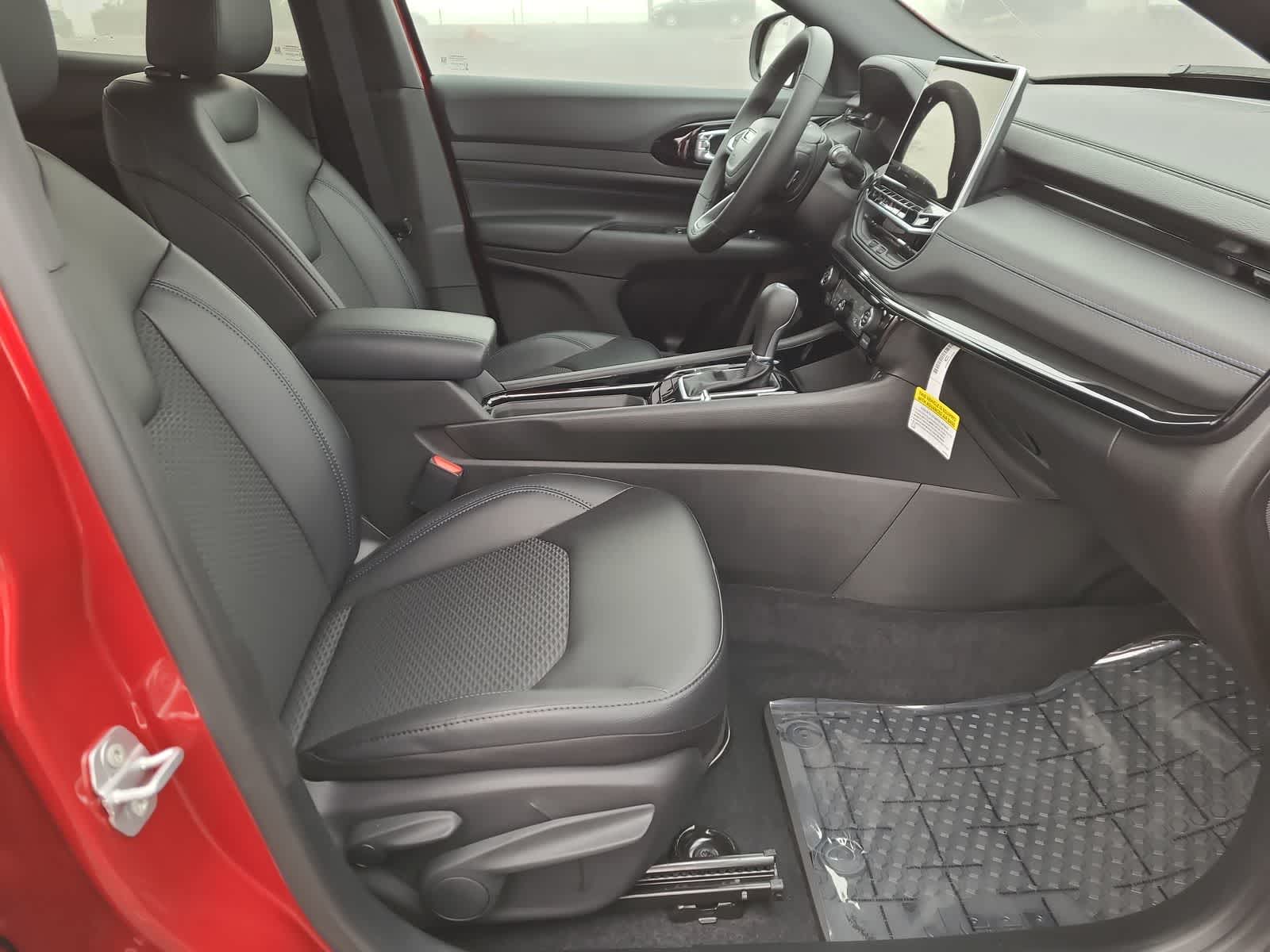 Thumbnail: 2026 Jeep Compass - 22