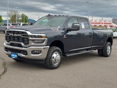 2026 Ram 3500 TRADESMAN CREW CAB 4X4 8' BOX Pickup Medford, OR