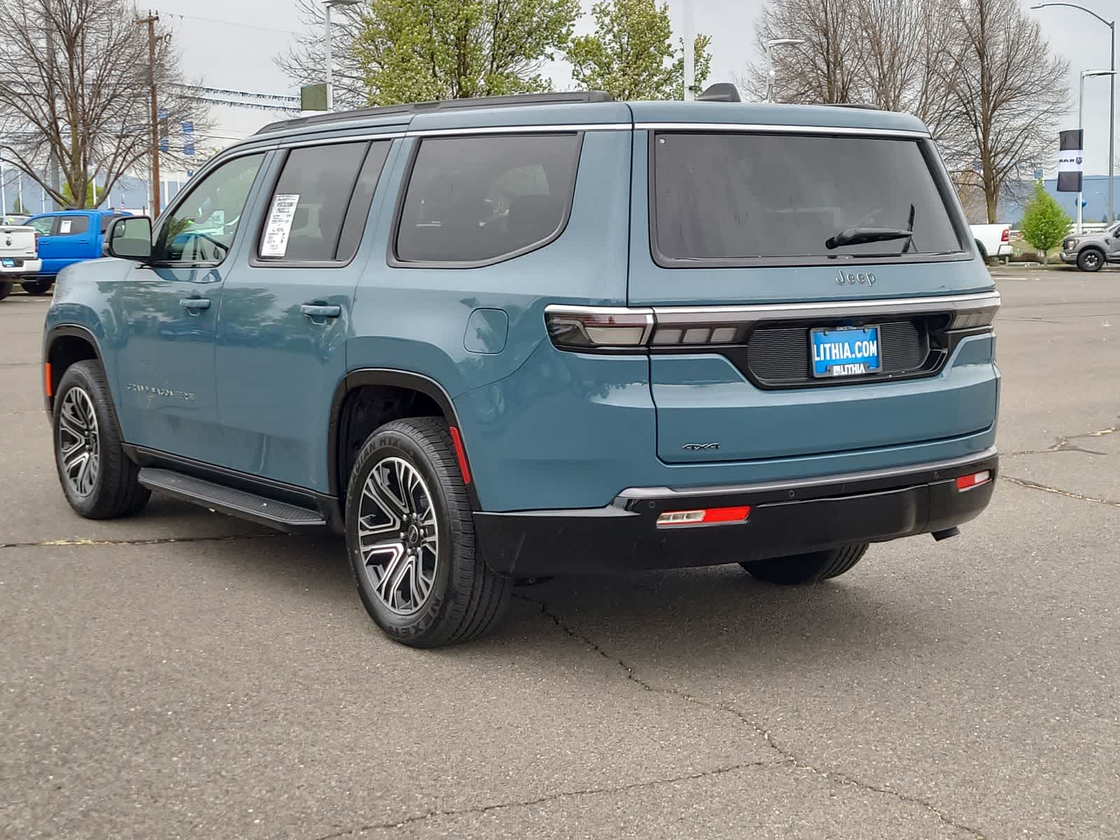 Thumbnail: 2026 Jeep Grand Wagoneer - 12