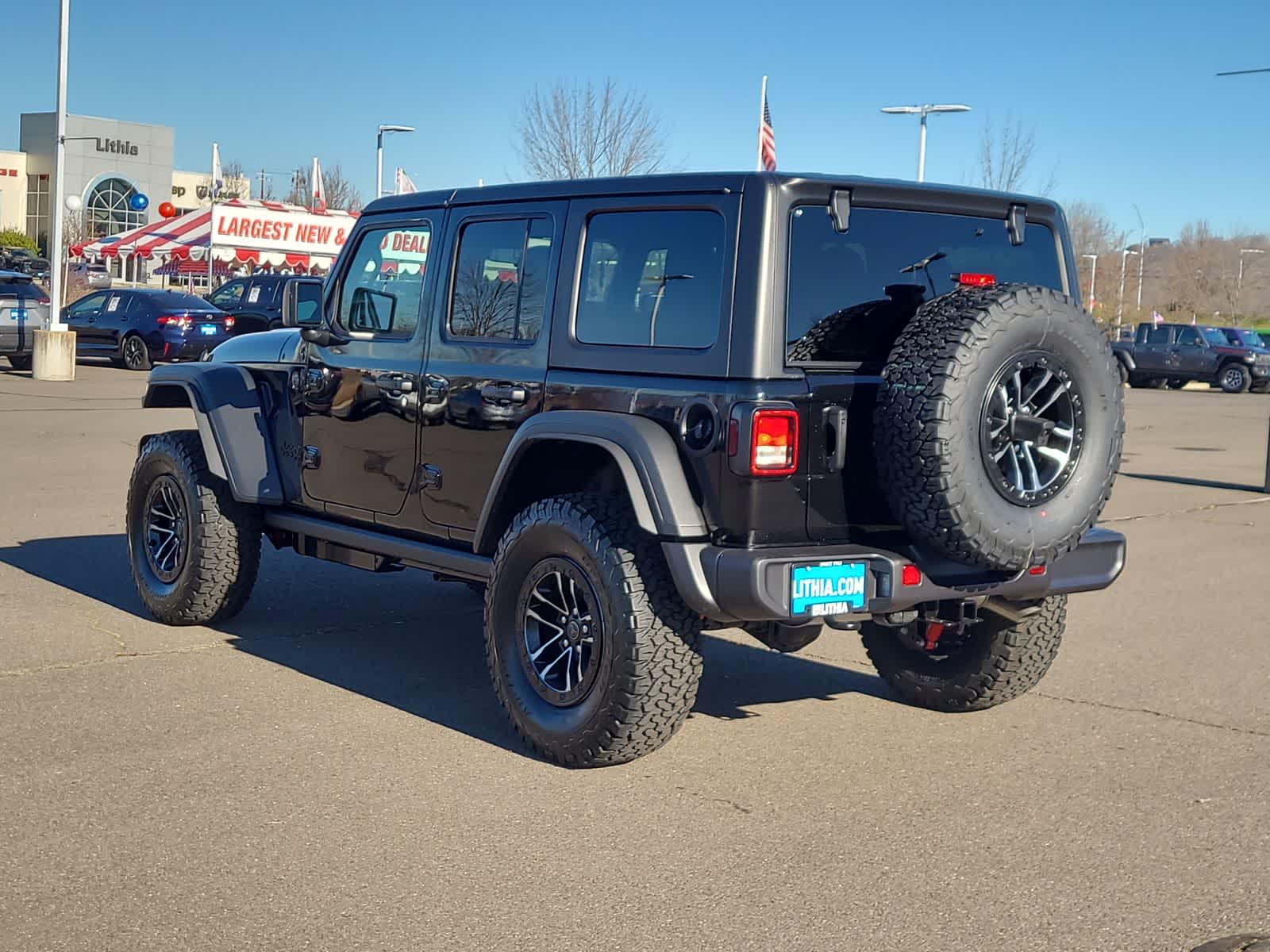 Thumbnail: 2026 Jeep Wrangler - 12