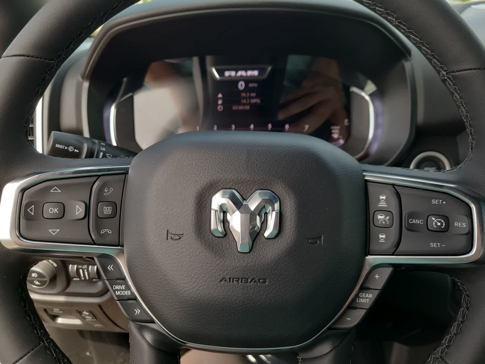 Thumbnail: 2025 RAM 1500 - 23