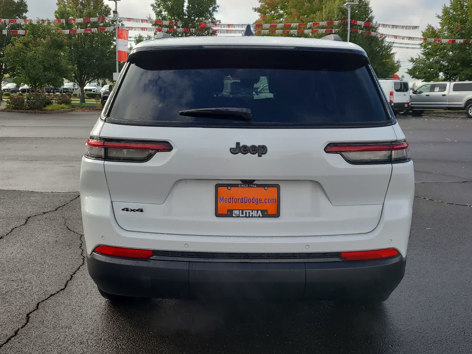 Thumbnail: 2025 Jeep Grand Cherokee - 13