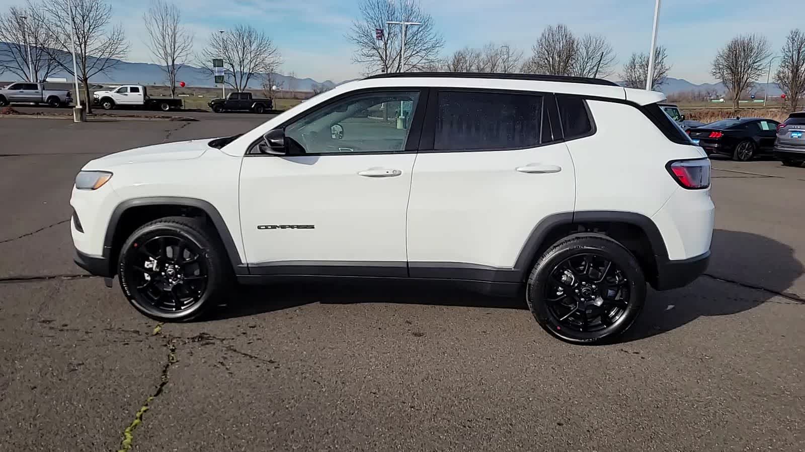 Thumbnail: 2026 Jeep Compass - 5