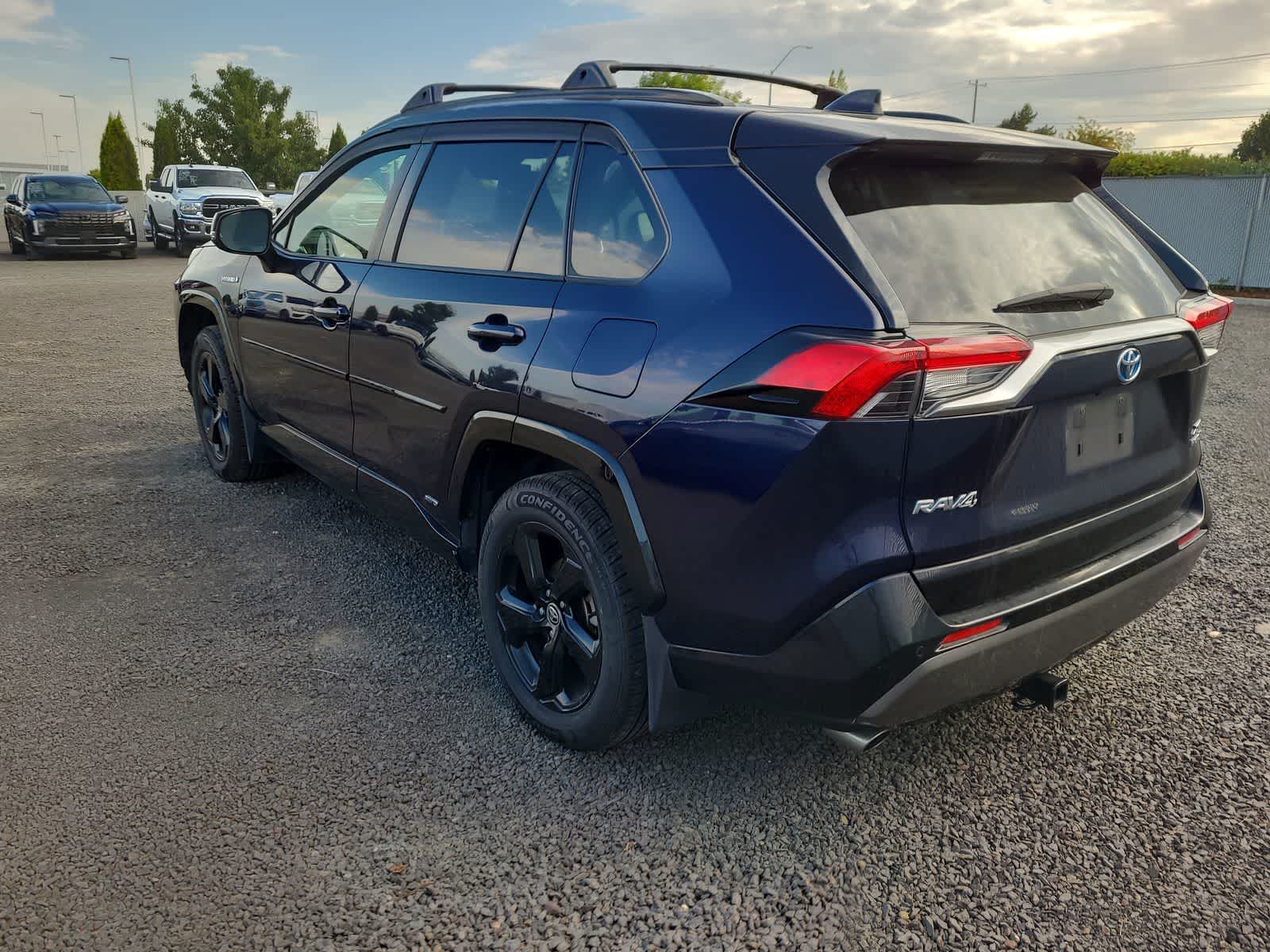 Thumbnail: 2020 Toyota RAV4 - 3
