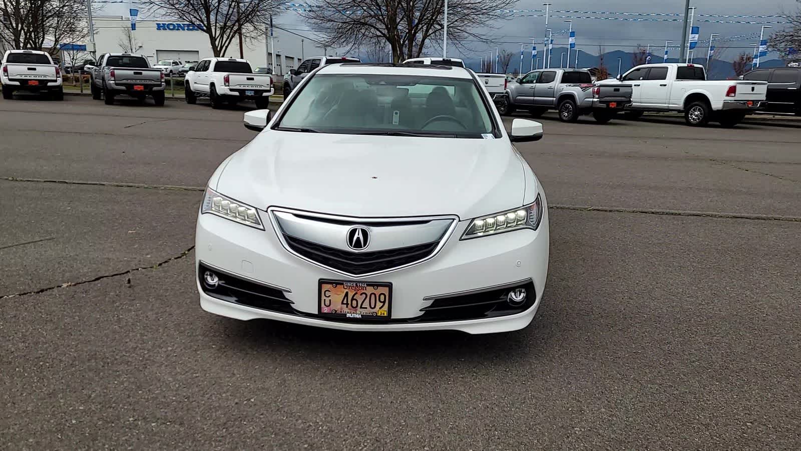 Thumbnail: 2015 Acura TLX - 3