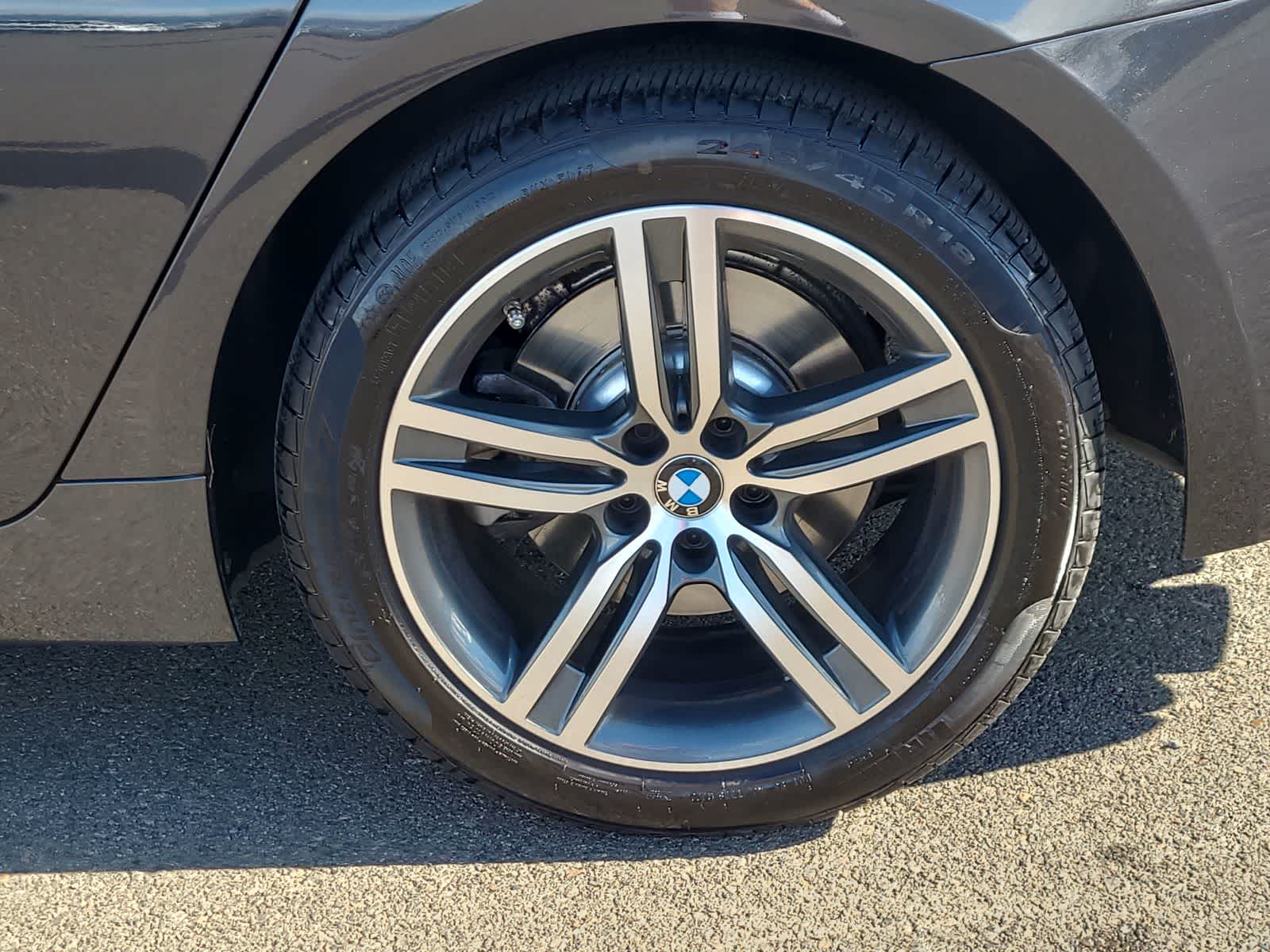 Thumbnail: 2022 BMW 5 Series - 16