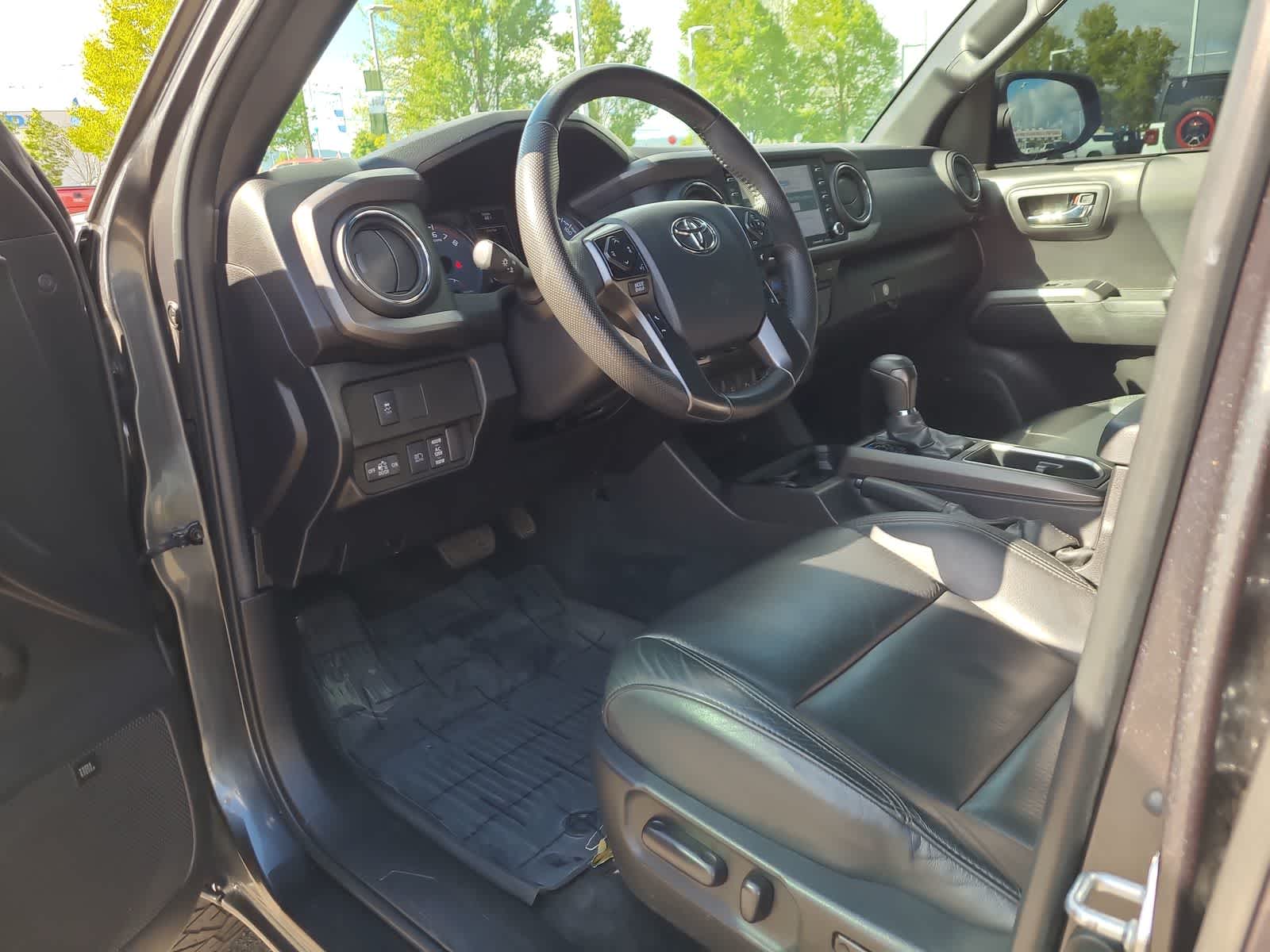 Thumbnail: 2023 Toyota Tacoma - 10