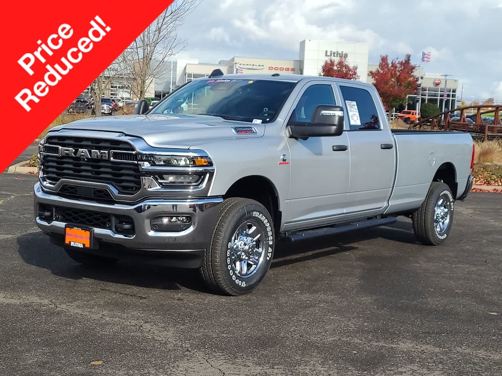 New 2026 Ram 2500 TRADESMAN CREW CAB 4X4 8' BOX Pickup