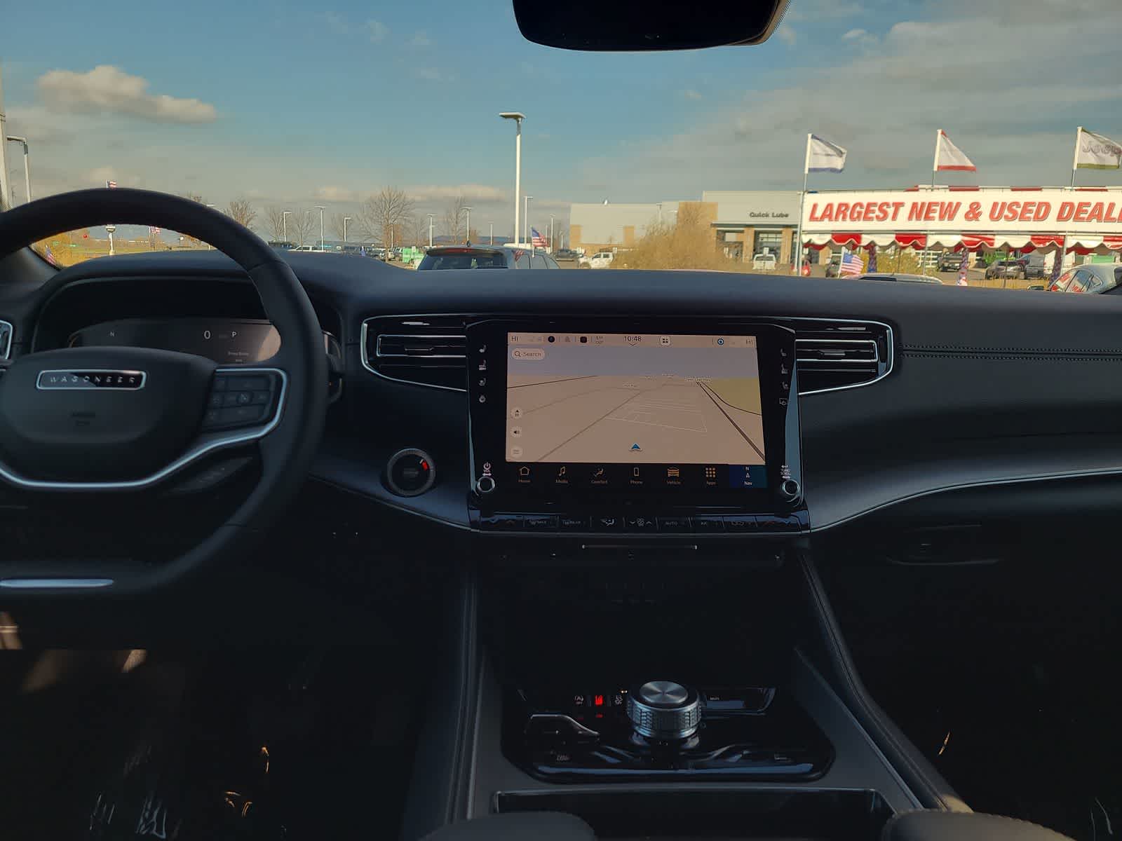 Thumbnail: 2025 Jeep Wagoneer - 18