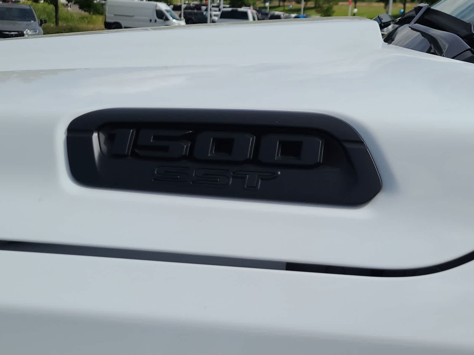 Thumbnail: 2025 RAM 1500 - 15