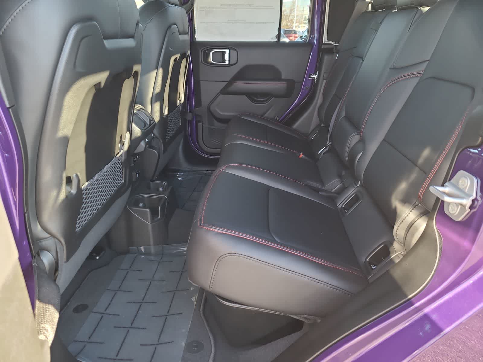 Thumbnail: 2026 Jeep Gladiator - 21