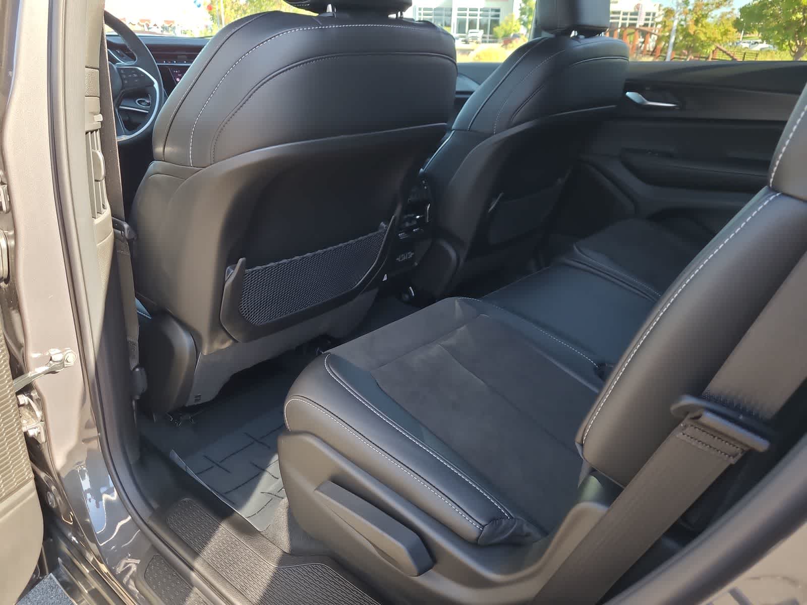 Thumbnail: 2025 Jeep Grand Cherokee - 20