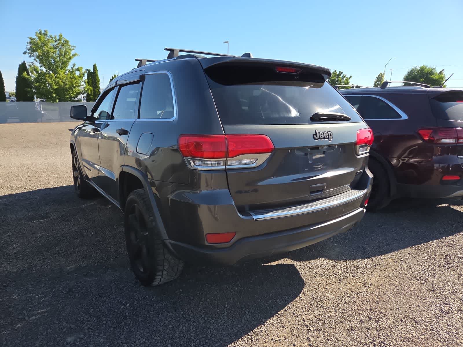 Thumbnail: 2015 Jeep Grand Cherokee - 3