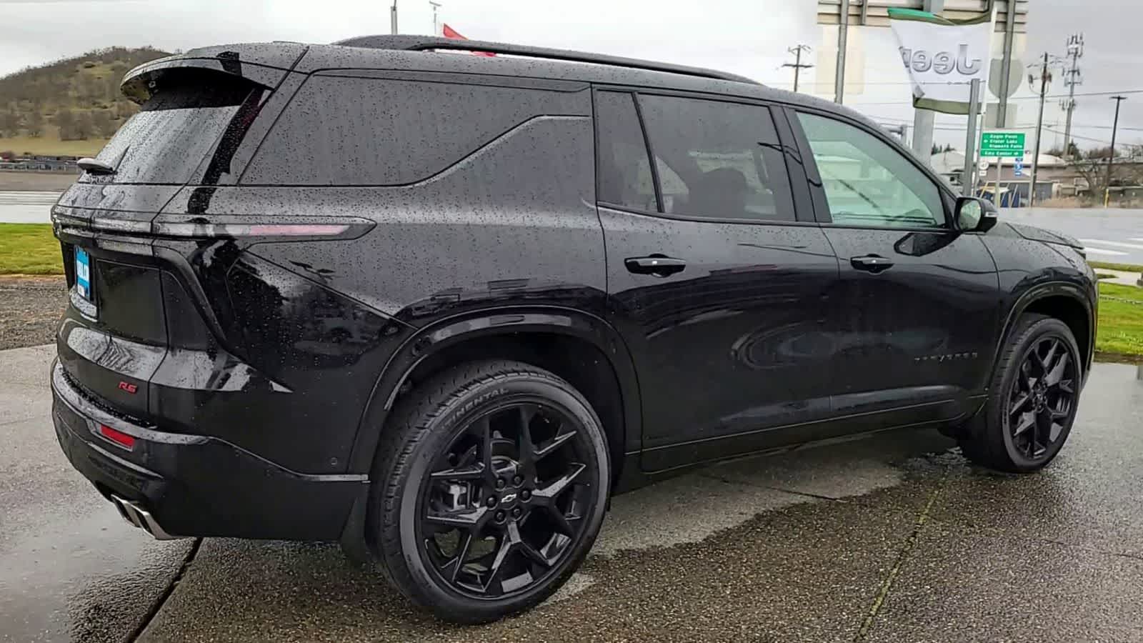 Thumbnail: 2025 Chevrolet Traverse - 8