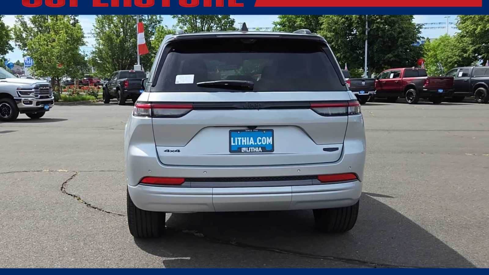 Thumbnail: 2026 Jeep Grand Cherokee - 7