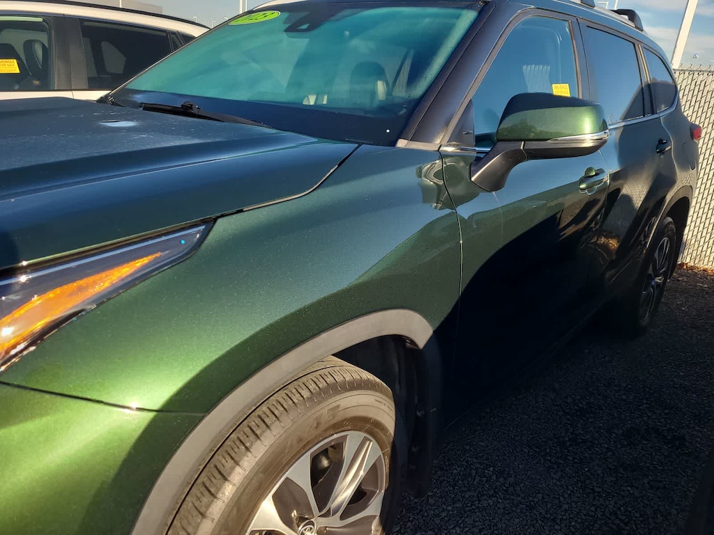Used 2023 Toyota Highlander XLE SUV