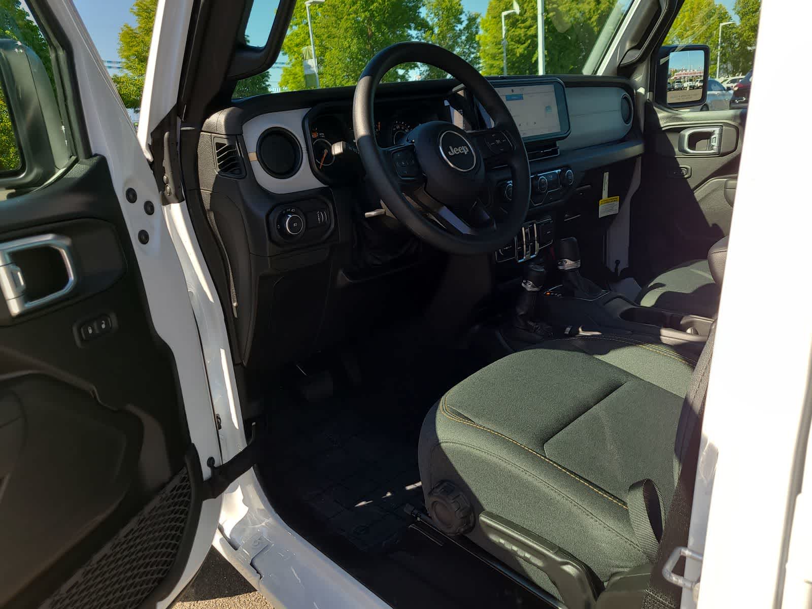 Thumbnail: 2026 Jeep Wrangler - 10