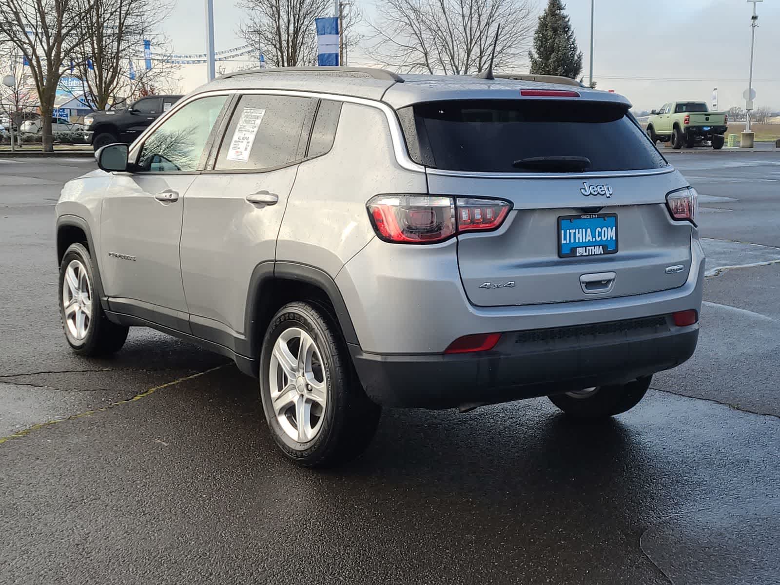 Thumbnail: 2023 Jeep Compass - 11